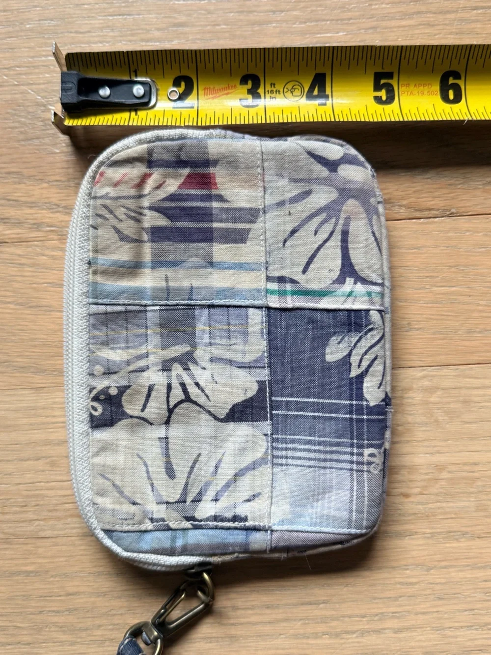 L.L.Bean Floral Plaid Wristlet Wallet Zip Pouch Card Holder Clutch
